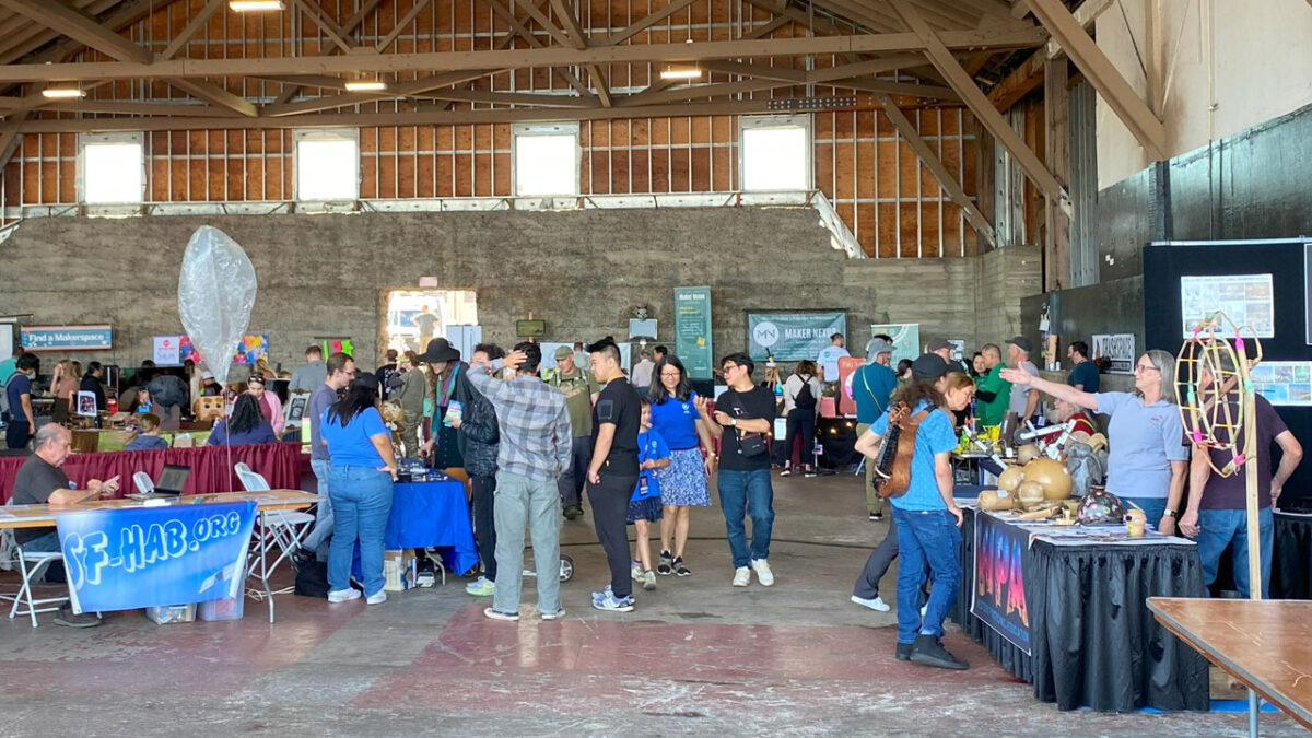 Many visitors at Coal Shed