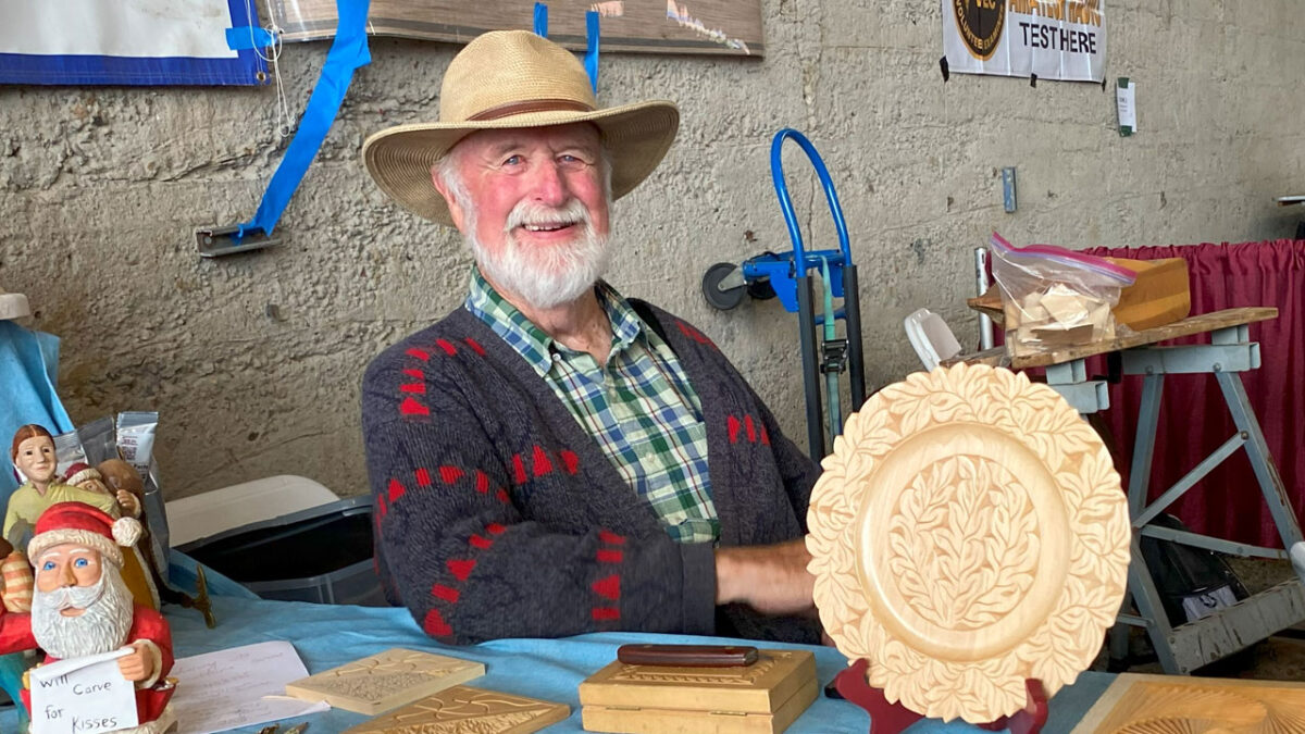 Ed Heskett demonstrates chip carving.