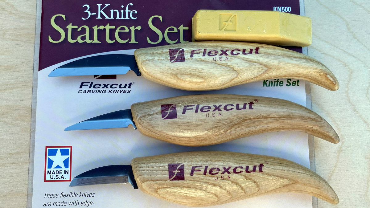 Three woodcarving knives made by Flexcut: Roughing Knife, Detail Knife, and Cutting Knife. This woodcarving knife set is recommended for beginner and experienced woodcarvers.
