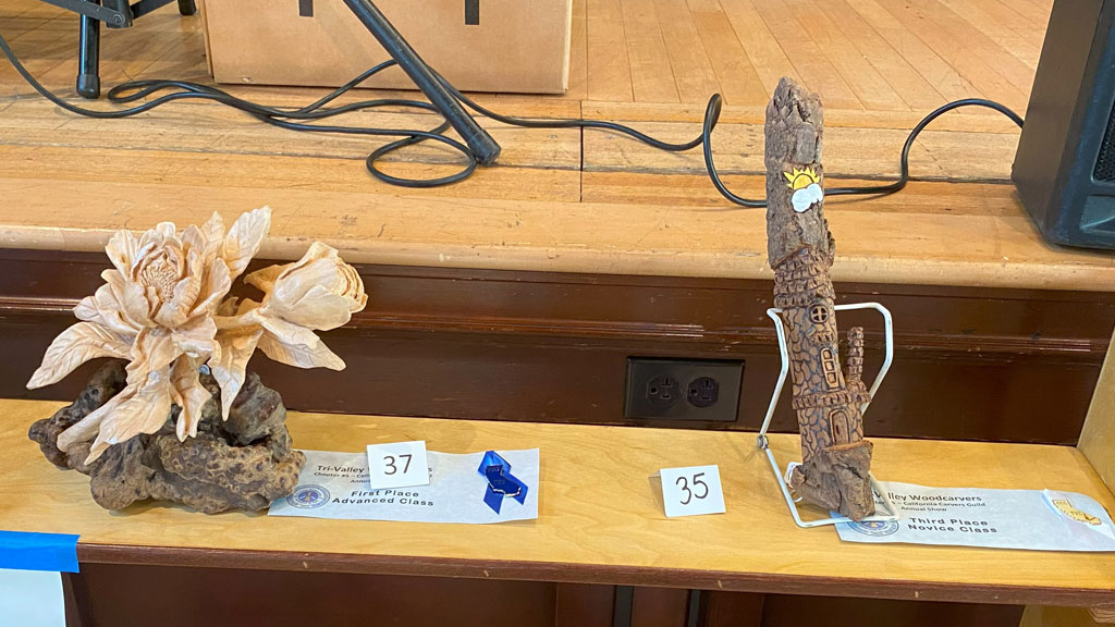 Woodcarving show competition: shelf 1, top