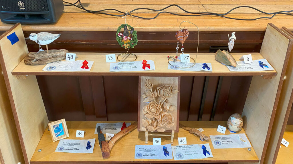 Woodcarving show competition: shelf 2