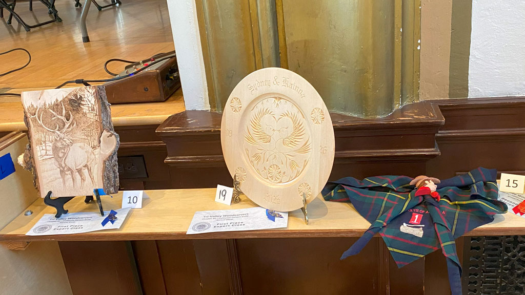 Woodcarving show competition: shelf 6, top